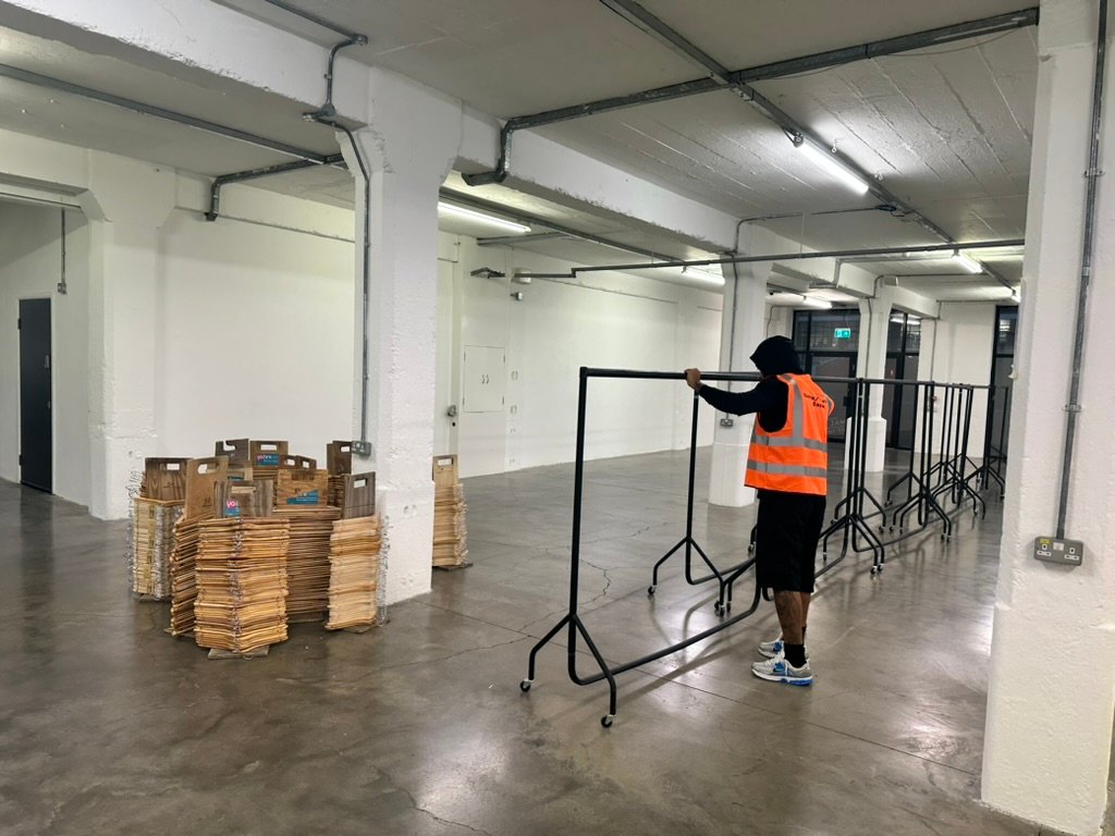 Exhibition rails and structure build